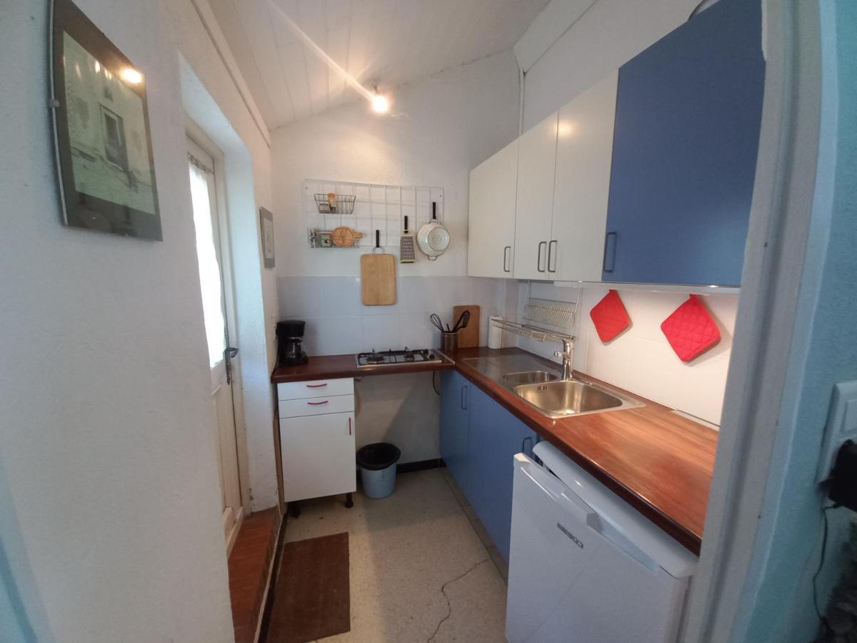 Studio Apartment In Bargemon Bagian luar foto