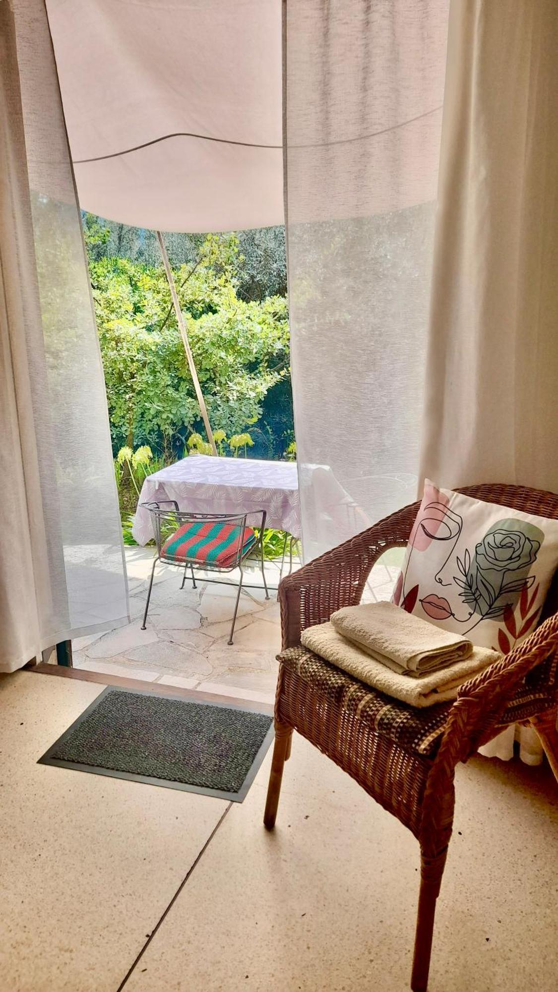 Studio Apartment In Bargemon Bagian luar foto